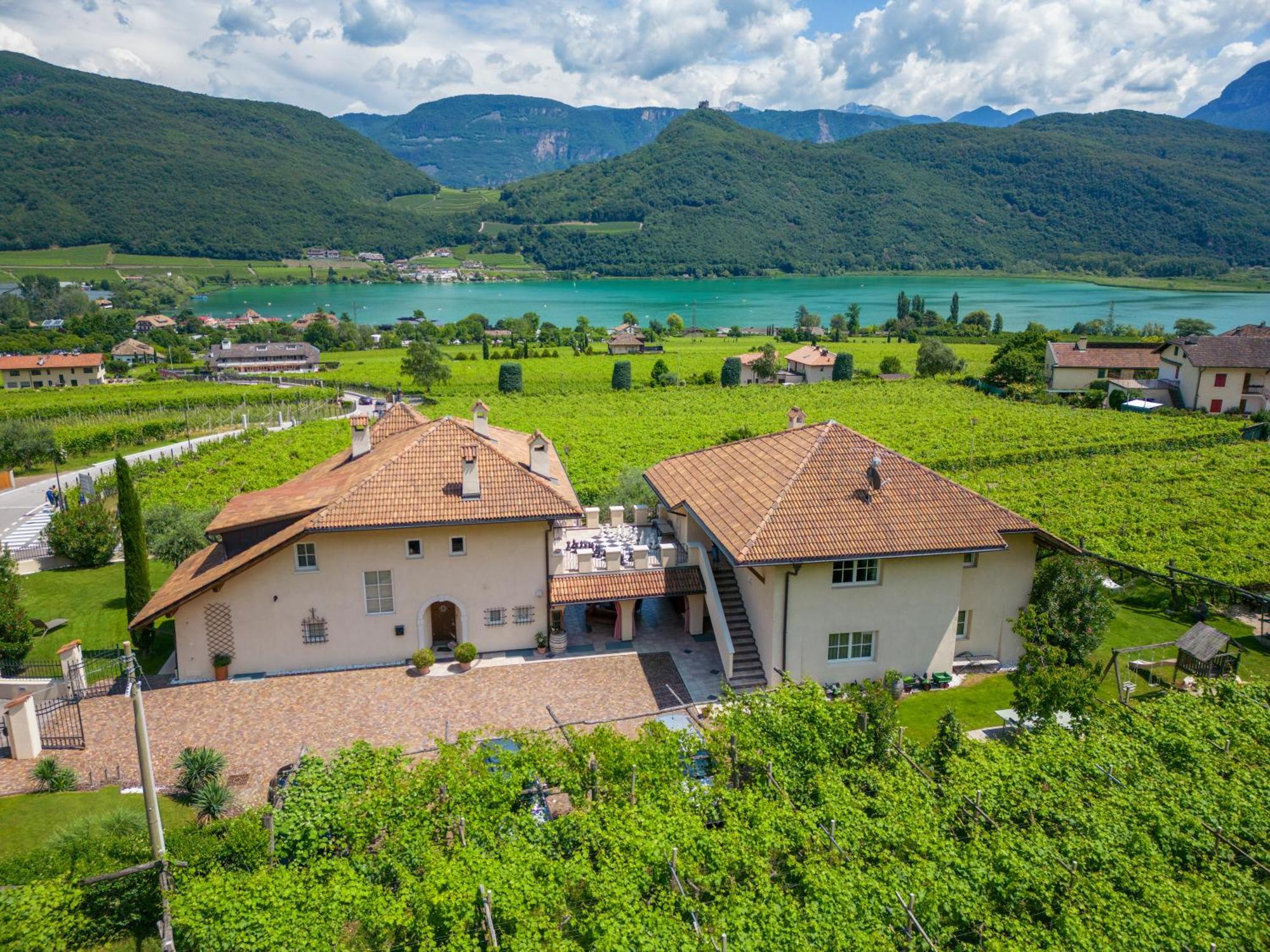 Leuchtenhof Caldaro Exterior photo